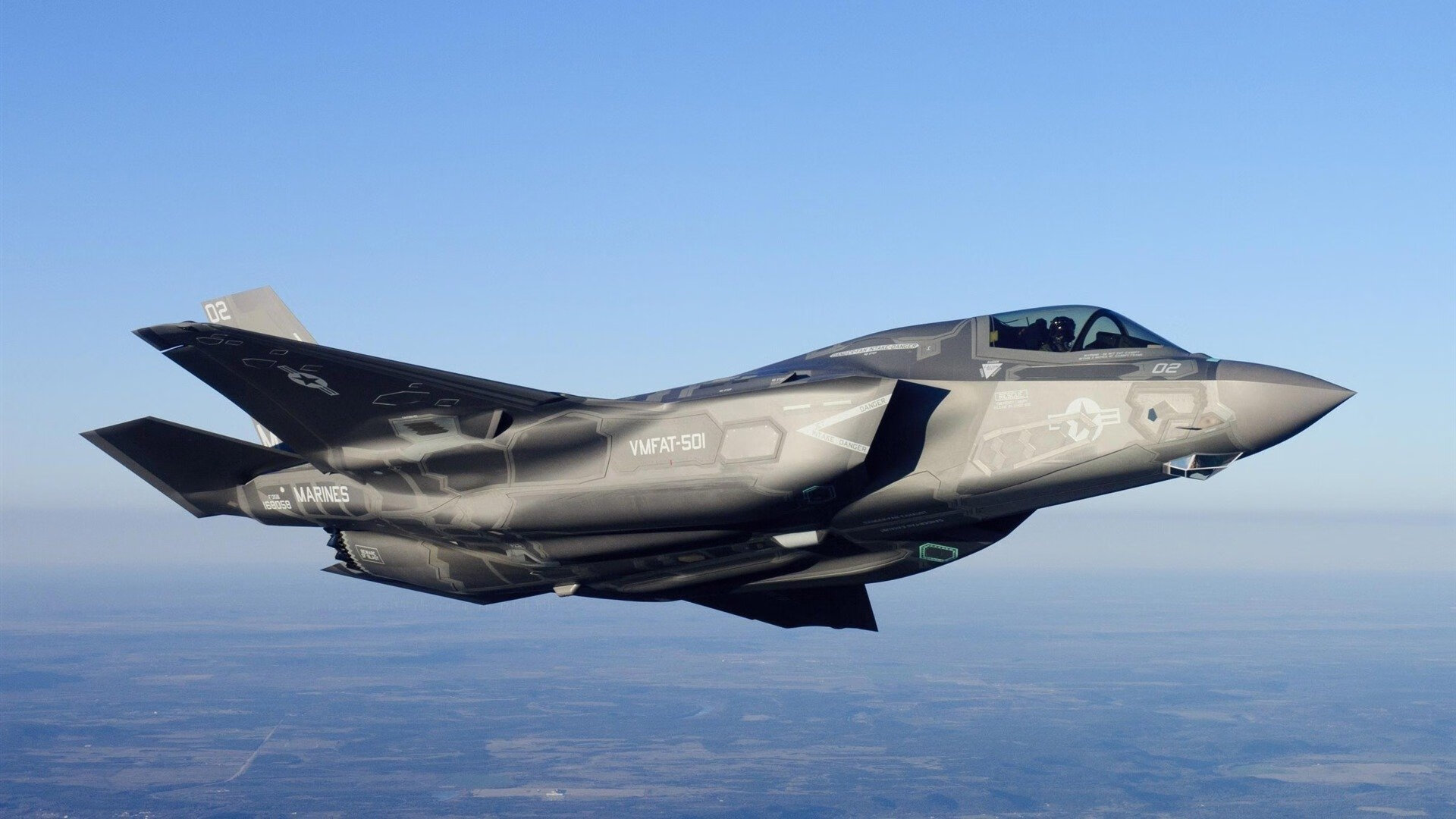 大型悬崖落水跳水赛，惊险刺激挑战极限，悬崖上跳水会死吗