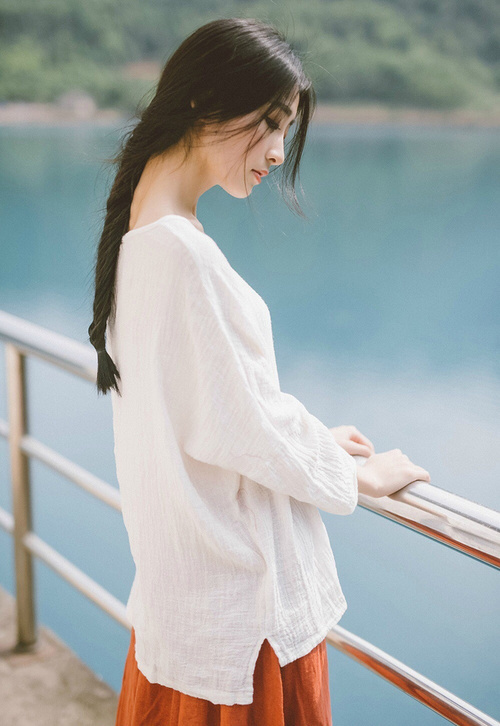 阿丽丝·达马托在体操平衡木项目中夺金