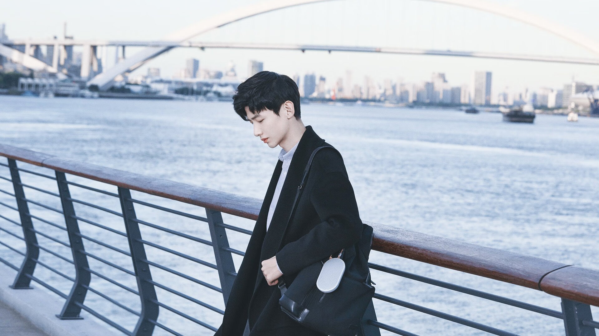 九游登录入口-“2025世界运动会：高新体育中心篮球赛惊险对抗，燃爆全场”