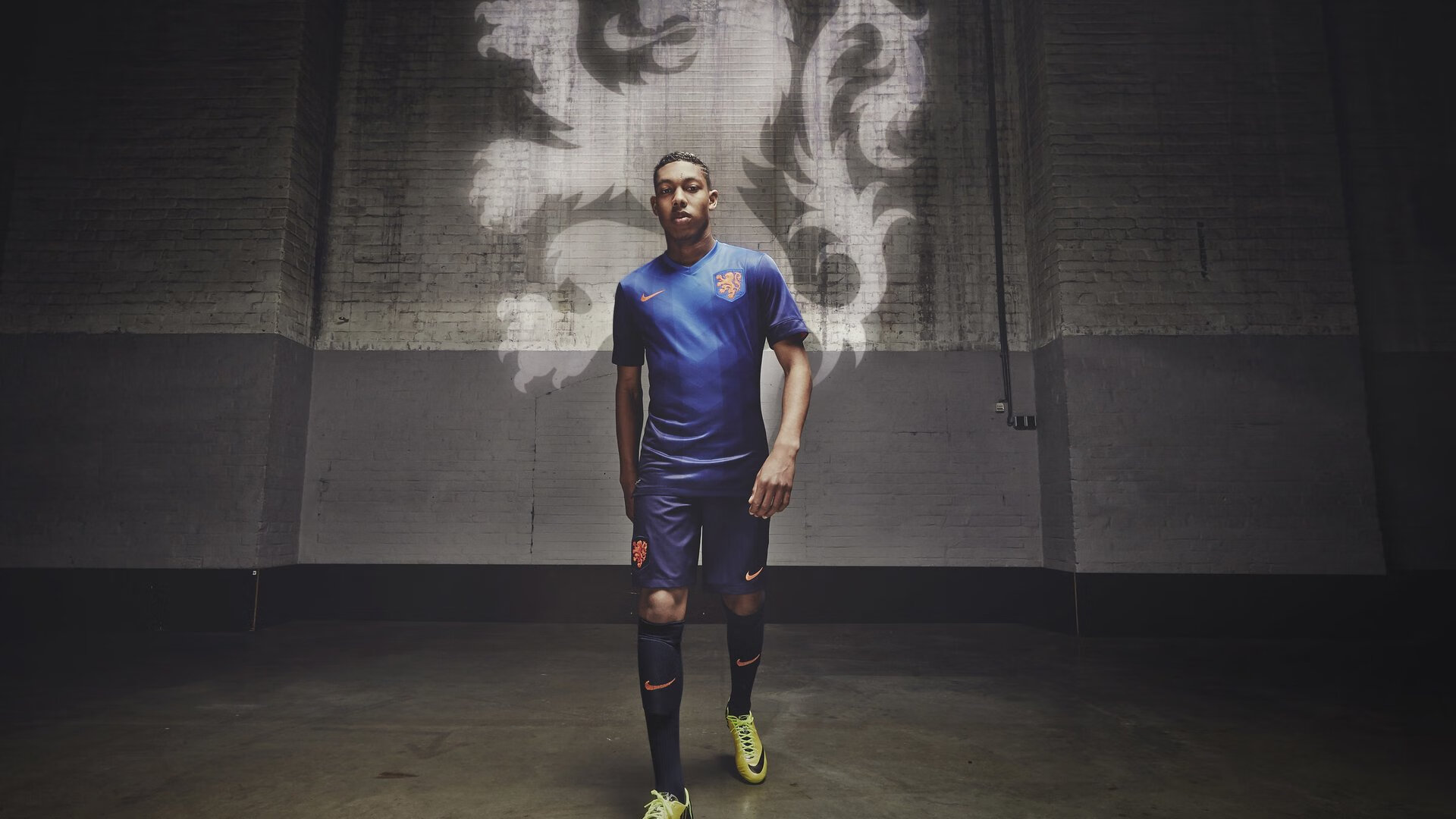 英超区域球迷群体特征与俱乐部运营策略匹配,英超球队球迷数量