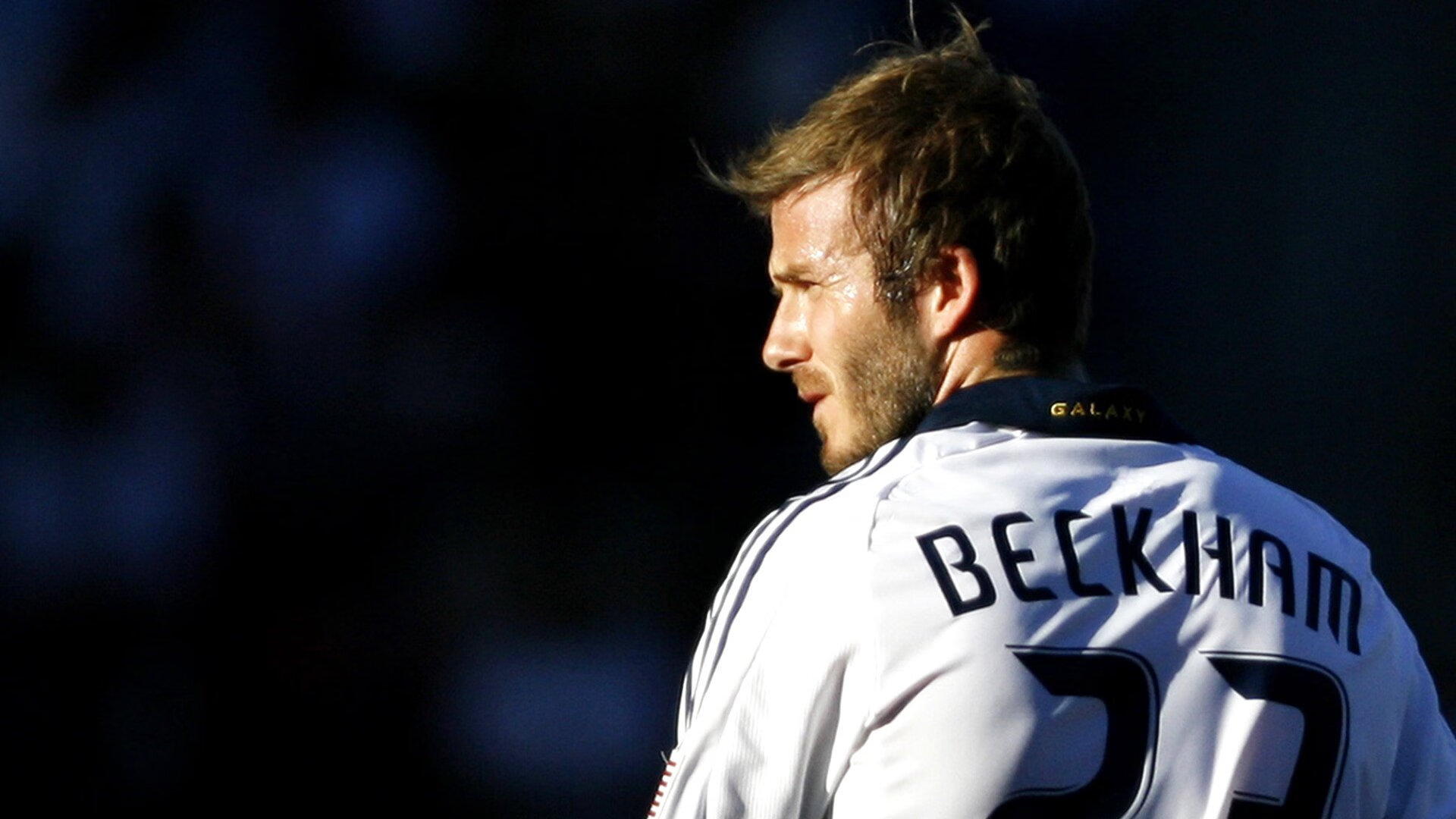 五大联赛是否更注重控球中断后的快速回防安排,五大联赛用球