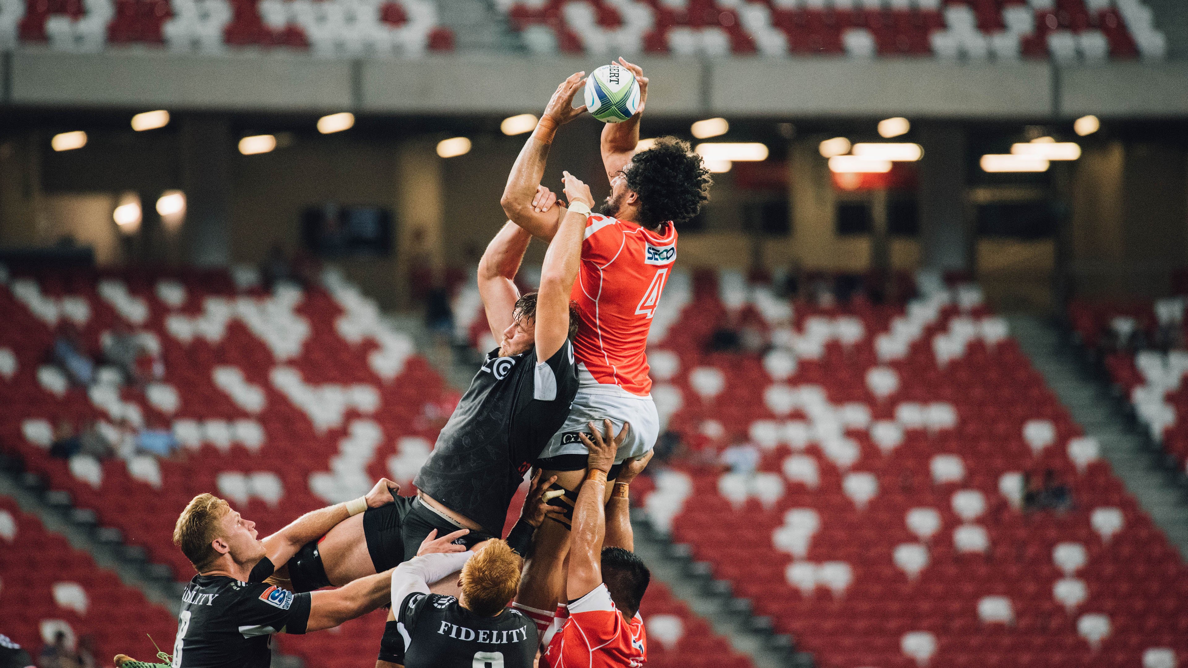 联赛中期比赛节奏控制是否助力比赛连胜期延续，赛事中断是什么原因